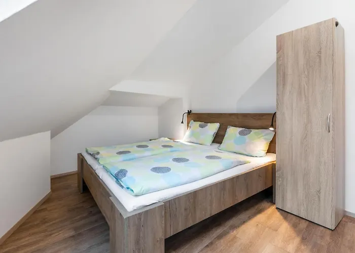 Nook By Interhome Daire Harrachov